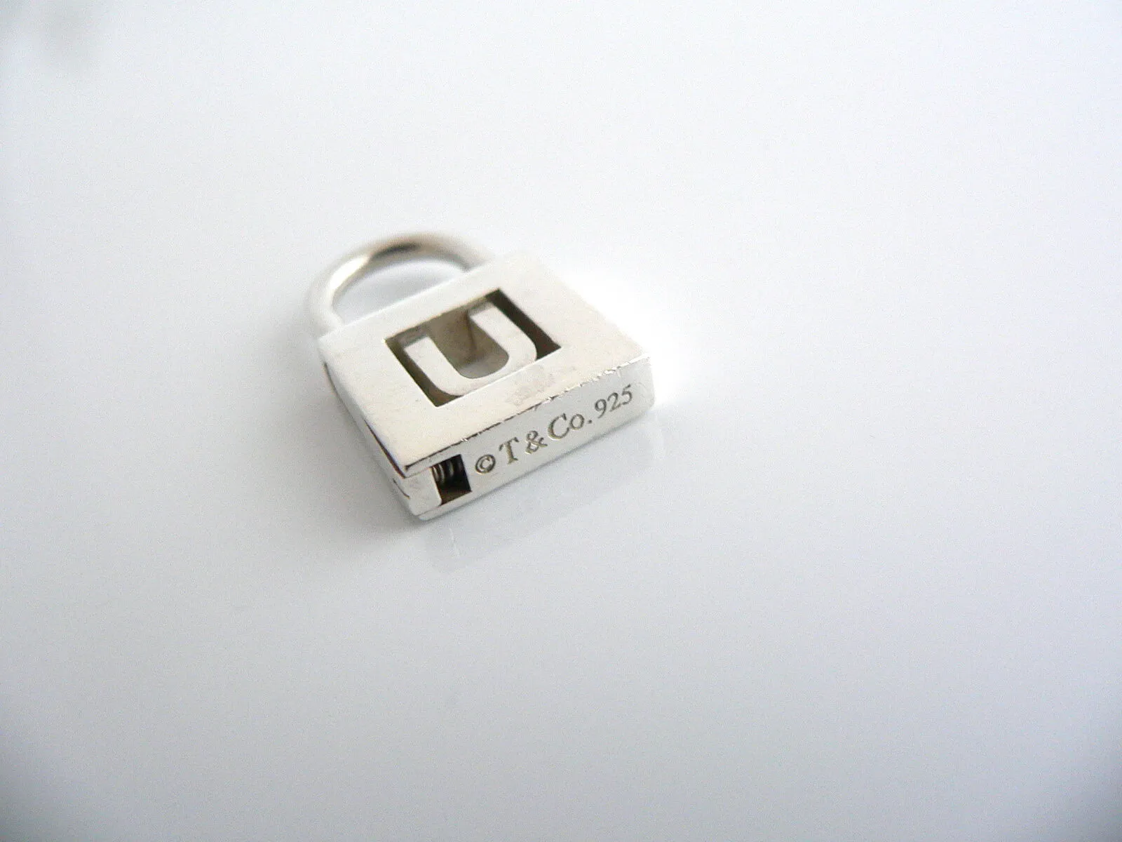 Tiffany & Co Alphabet U Charm Letter Padlock Personalized Pendant Gift Love T Co