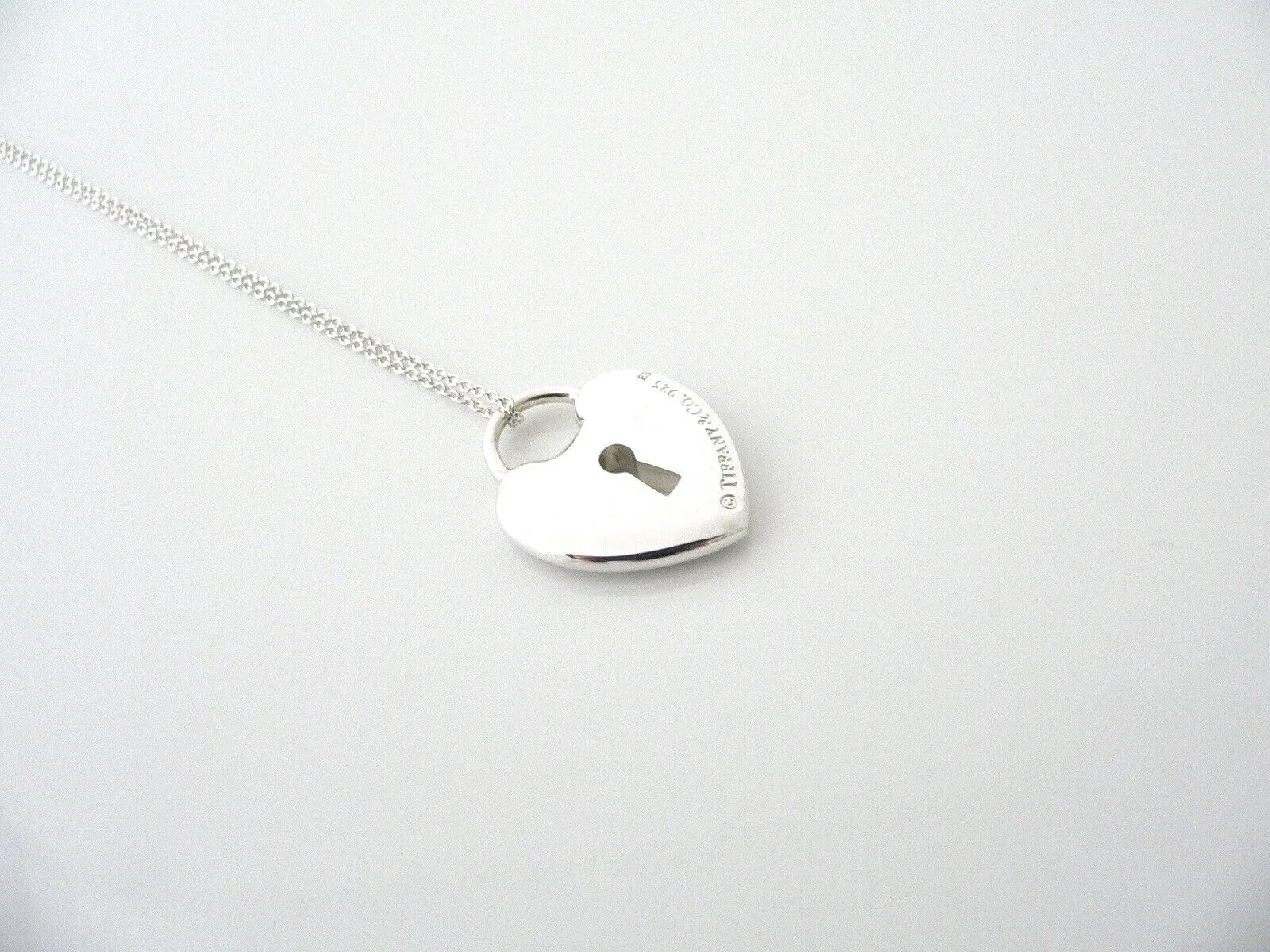 Tiffany & Co Silver Heart Key Hole Necklace Pendant Charm Chain Gift Love Rare