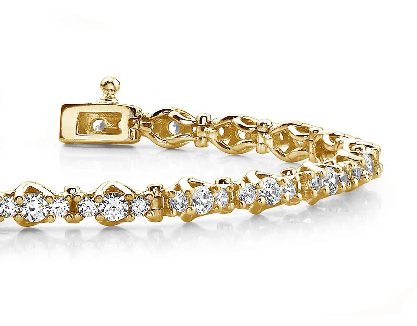 Triple Diamond Link Diamond Bracelet with 2.53 ct.(finished) 1.5mm, 2.5mm