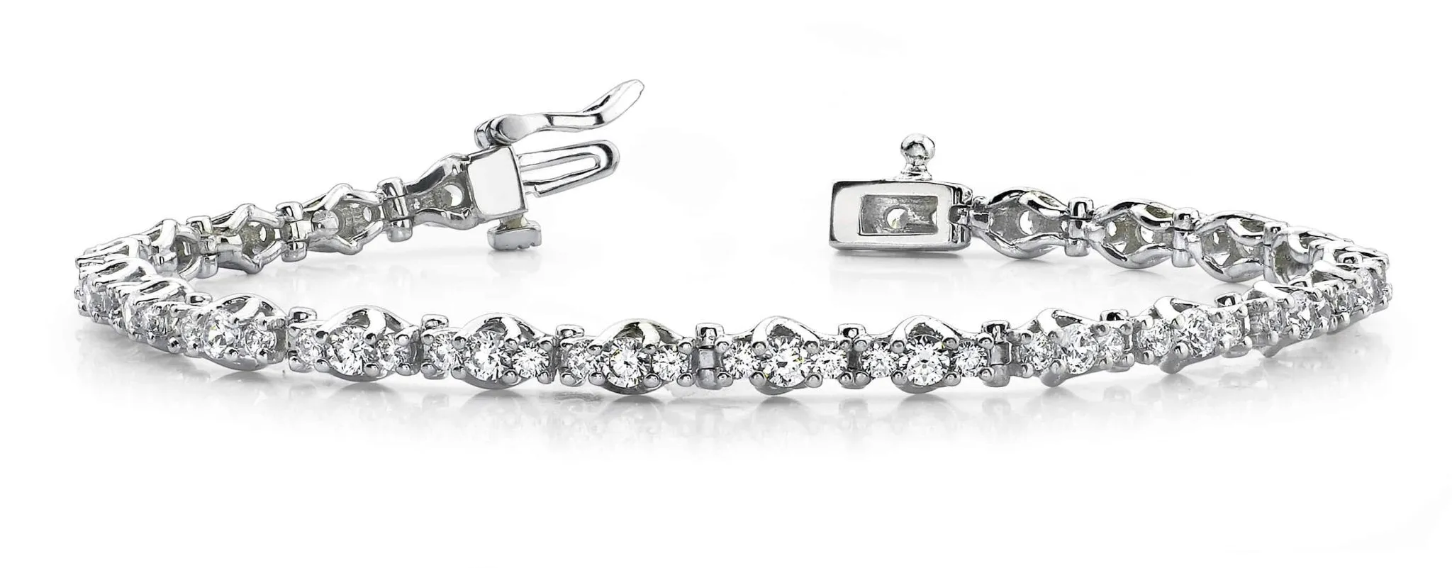 Triple Diamond Link Diamond Bracelet with 2.53 ct.(finished) 1.5mm, 2.5mm
