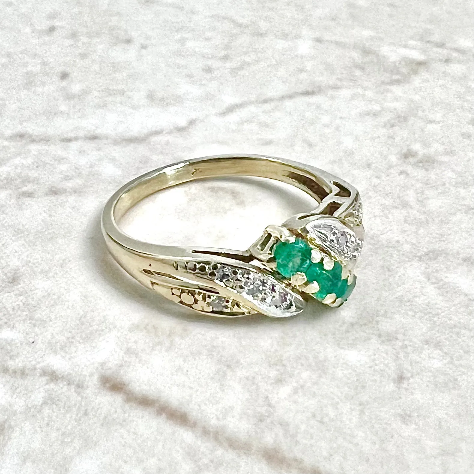 Vintage 14 Karat Yellow Gold Emerald & Diamond Ring