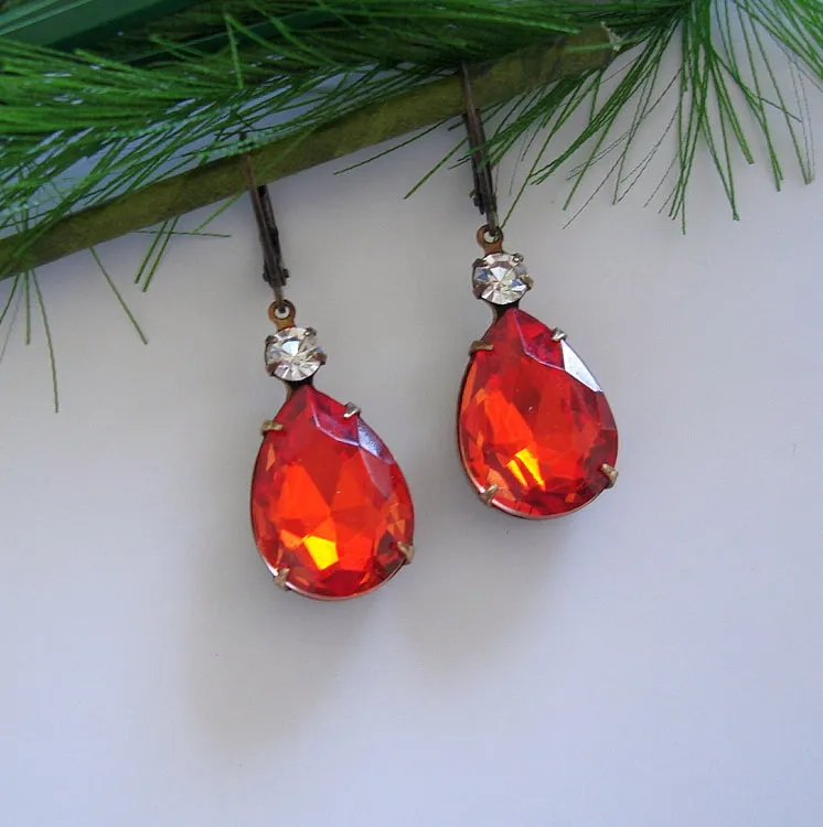 Vintage Hyacinth Swarovski Teardrop Clear Swarovski Crystal Prong Setting Earrings.