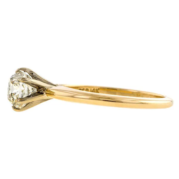 Vintage Solitaire Engagement Ring, Cushion cut Diamond 1.06ct.