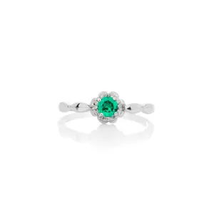 Women's emerald ring